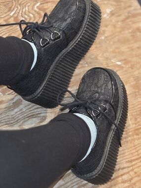 Black Lace Platform Creeper Shoes - Women - Demonia